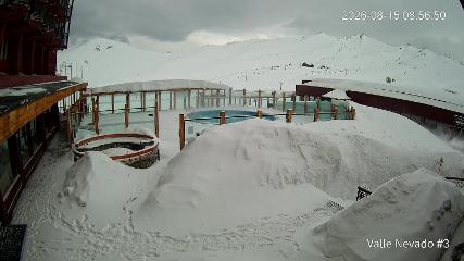 Valle Nevado: Vista Piscina (Vallenevado.com)