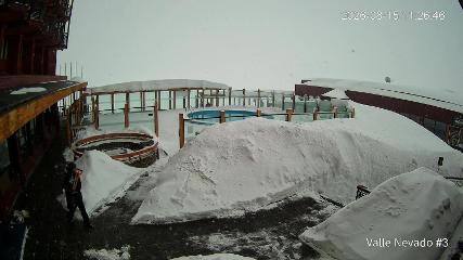 Valle Nevado: Vista Piscina (Vallenevado.com)