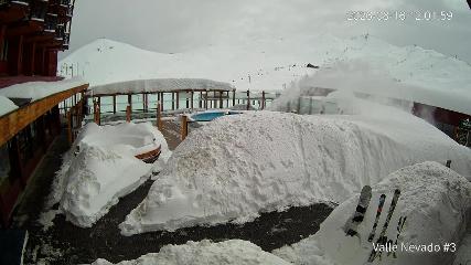 Valle Nevado: Vista Piscina (Vallenevado.com)