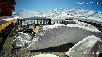 Valle Nevado: Vista Piscina (Vallenevado.com)