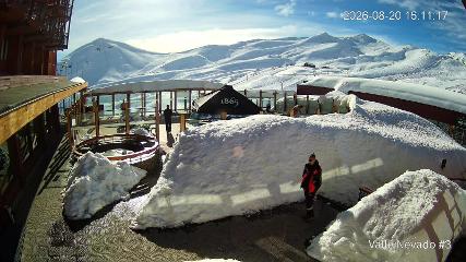 Valle Nevado: Vista Piscina (Vallenevado.com)