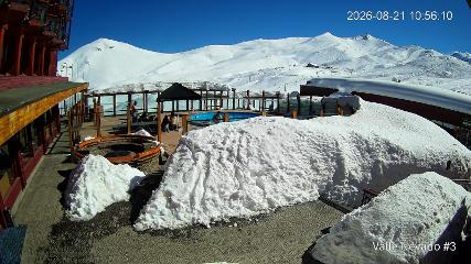 Valle Nevado: Vista Piscina (Vallenevado.com)