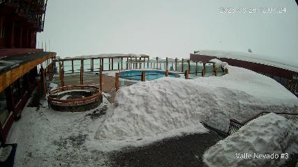 Valle Nevado: Vista Piscina (Vallenevado.com)