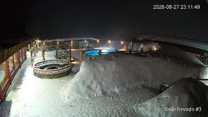 Valle Nevado: Vista Piscina (Vallenevado.com)