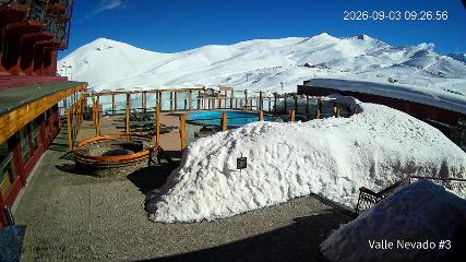 Valle Nevado: Vista Piscina (Vallenevado.com)