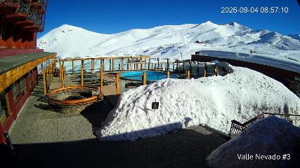 Valle Nevado: Vista Piscina (Vallenevado.com)