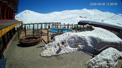 Valle Nevado: Vista Piscina (Vallenevado.com)