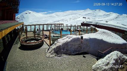 Valle Nevado: Vista Piscina (Vallenevado.com)