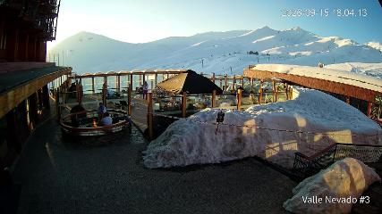 Valle Nevado: Vista Piscina (Vallenevado.com)