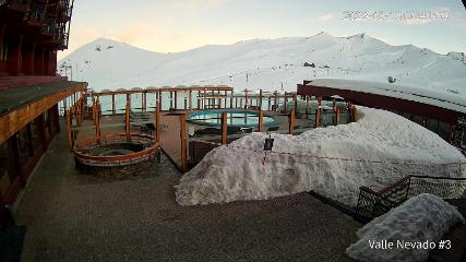 Valle Nevado: Vista Piscina (Vallenevado.com)