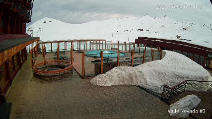 Valle Nevado: Vista Piscina (Vallenevado.com)