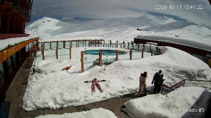 Valle Nevado: Vista Piscina (Vallenevado.com)