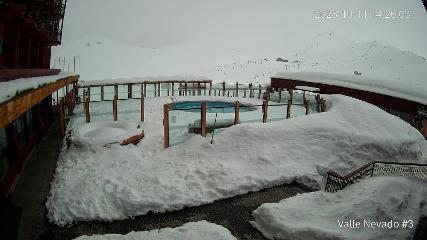 Valle Nevado: Vista Piscina (Vallenevado.com)