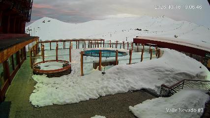 Valle Nevado: Vista Piscina (Vallenevado.com)