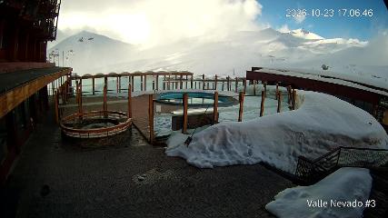 Valle Nevado: Vista Piscina (Vallenevado.com)