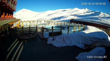 Valle Nevado: Vista Piscina (Vallenevado.com)