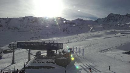 Vallnord (Ordino-Arcalis): Base La coma (vallnord.com/ordino-arcalis)