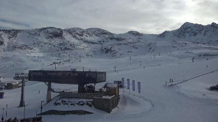 Vallnord (Ordino-Arcalis): Base La coma (vallnord.com/ordino-arcalis)