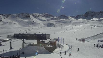 Vallnord (Ordino-Arcalis): Base La coma (vallnord.com/ordino-arcalis)