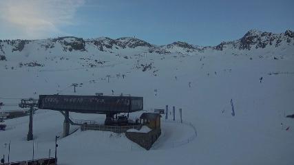 Vallnord (Ordino-Arcalis): Base La coma (vallnord.com/ordino-arcalis)