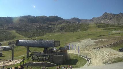 Vallnord (Ordino-Arcalis): Base La coma (vallnord.com/ordino-arcalis)
