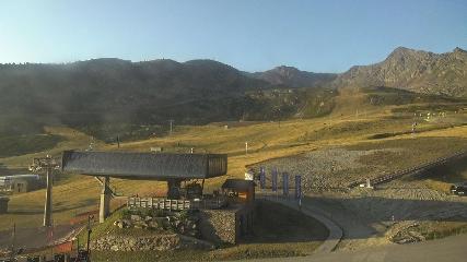 Vallnord (Ordino-Arcalis): Base La coma (vallnord.com/ordino-arcalis)