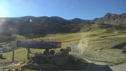 Vallnord (Ordino-Arcalis): Base La coma (vallnord.com/ordino-arcalis)