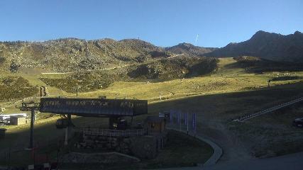 Vallnord (Ordino-Arcalis): Base La coma (vallnord.com/ordino-arcalis)
