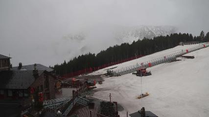 Vallnord (Pal-Arinsal): La Caubella, 1890 m (vallnord.com/pal-arinsal)