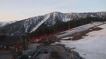 Vallnord (Pal-Arinsal): La Caubella, 1890 m (vallnord.com/pal-arinsal)