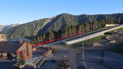 Vallnord (Pal-Arinsal): La Caubella, 1890 m (vallnord.com/pal-arinsal)