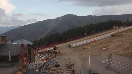 Vallnord (Pal-Arinsal): La Caubella, 1890 m (vallnord.com/pal-arinsal)