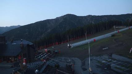 Vallnord (Pal-Arinsal): La Caubella, 1890 m (vallnord.com/pal-arinsal)