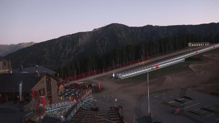 Vallnord (Pal-Arinsal): La Caubella, 1890 m (vallnord.com/pal-arinsal)