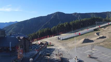 Vallnord (Pal-Arinsal): La Caubella, 1890 m (vallnord.com/pal-arinsal)