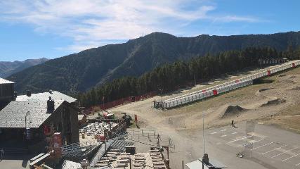 Vallnord (Pal-Arinsal): La Caubella, 1890 m (vallnord.com/pal-arinsal)