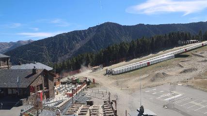 Vallnord (Pal-Arinsal): La Caubella, 1890 m (vallnord.com/pal-arinsal)