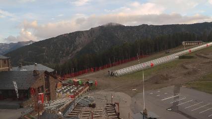 Vallnord (Pal-Arinsal): La Caubella, 1890 m (vallnord.com/pal-arinsal)