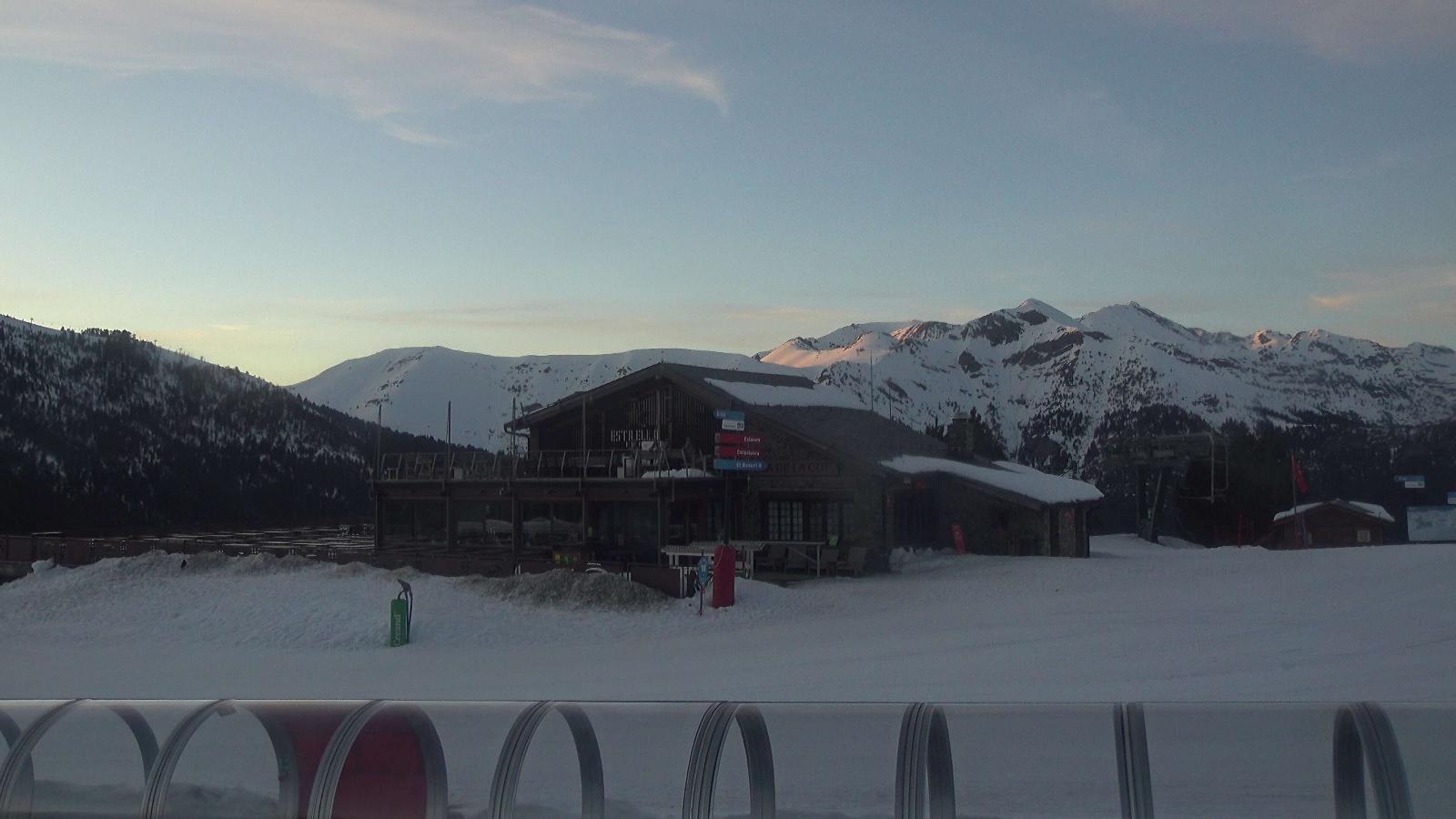 Webcam Vallnord (Pal-Arinsal): Pla de la Cot, 2052 m