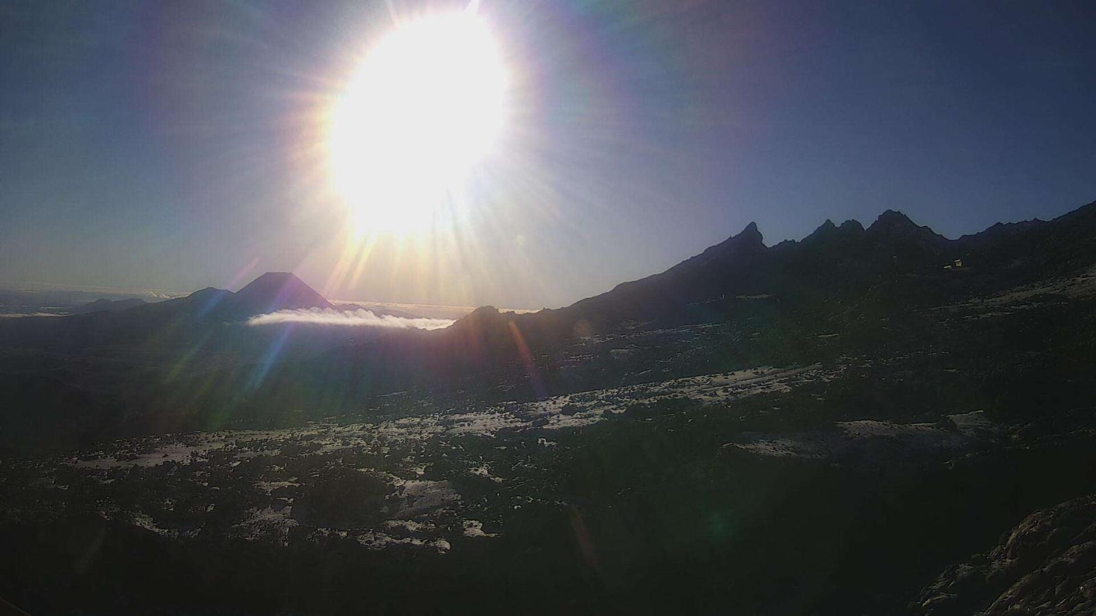 Webcam Whakapapa: Far west T-Bar