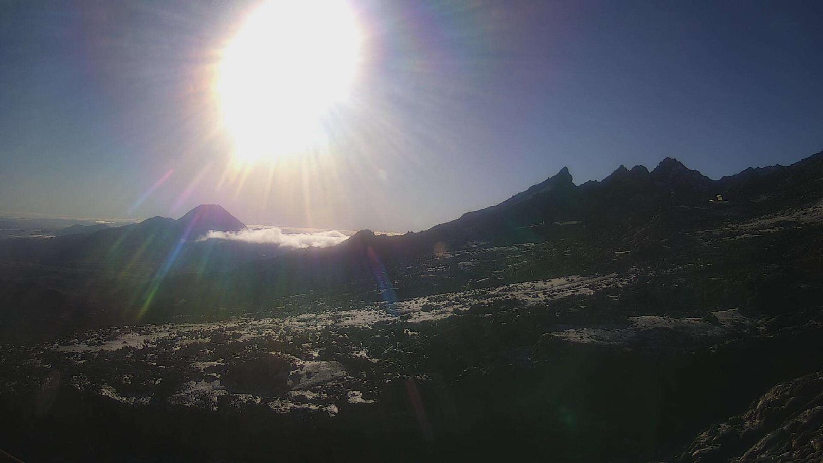 Webcam Whakapapa: Far west T-Bar