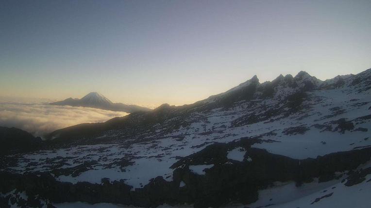 Webcam Whakapapa: Far west T-Bar