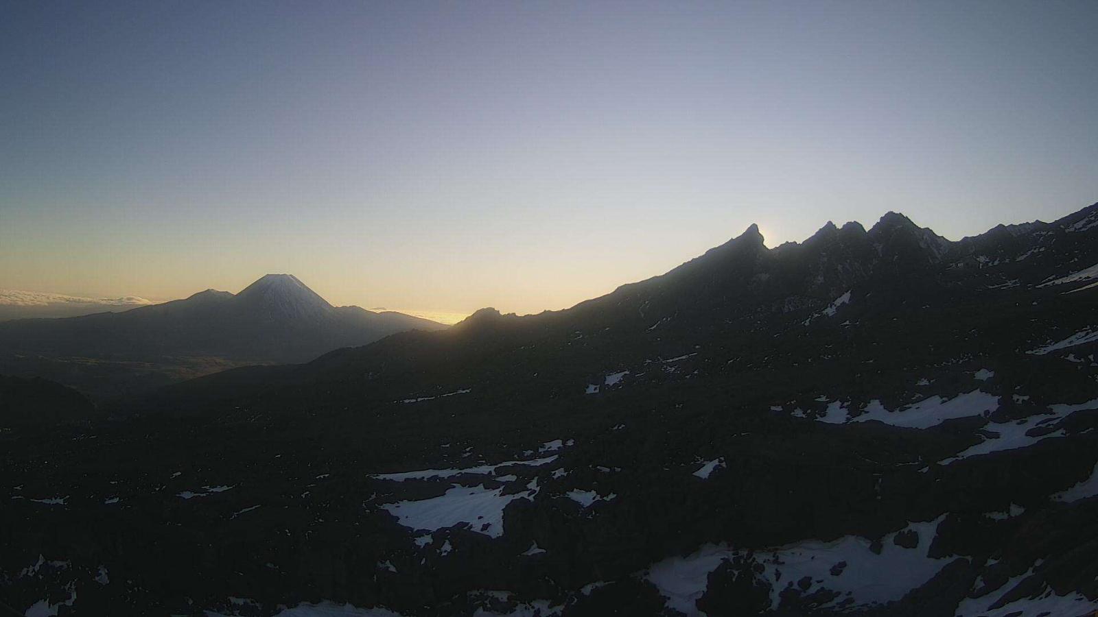 Webcam Whakapapa: Far west T-Bar