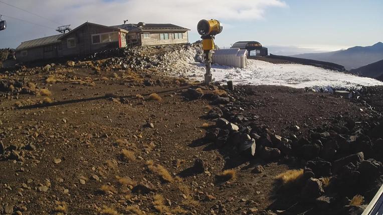 Webcam Whakapapa: Hut Flat