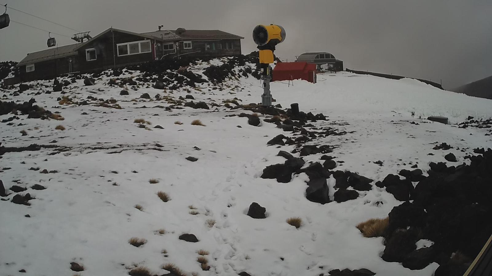 Webcam Whakapapa: Hut Flat