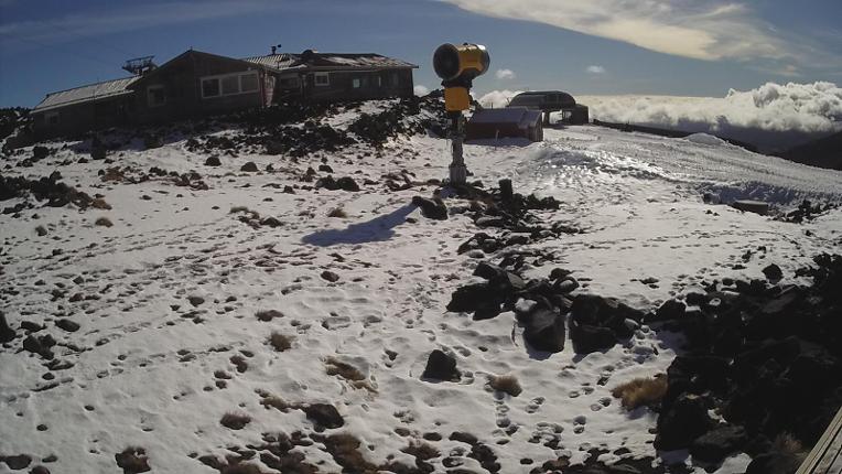 Webcam Whakapapa: Hut Flat
