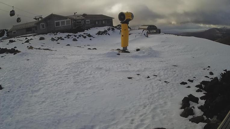 Webcam Whakapapa: Hut Flat
