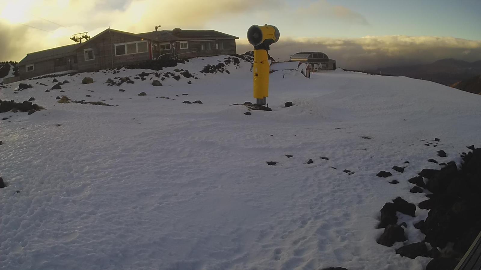 Webcam Whakapapa: Hut Flat