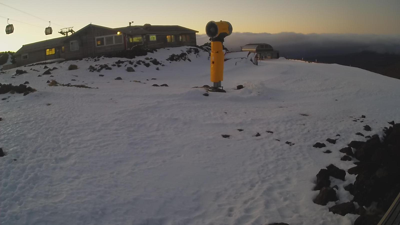 Webcam Whakapapa: Hut Flat