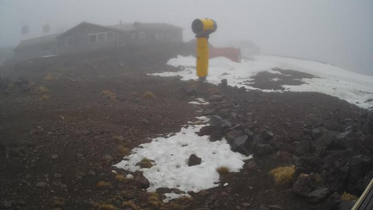 Webcam Whakapapa: Hut Flat